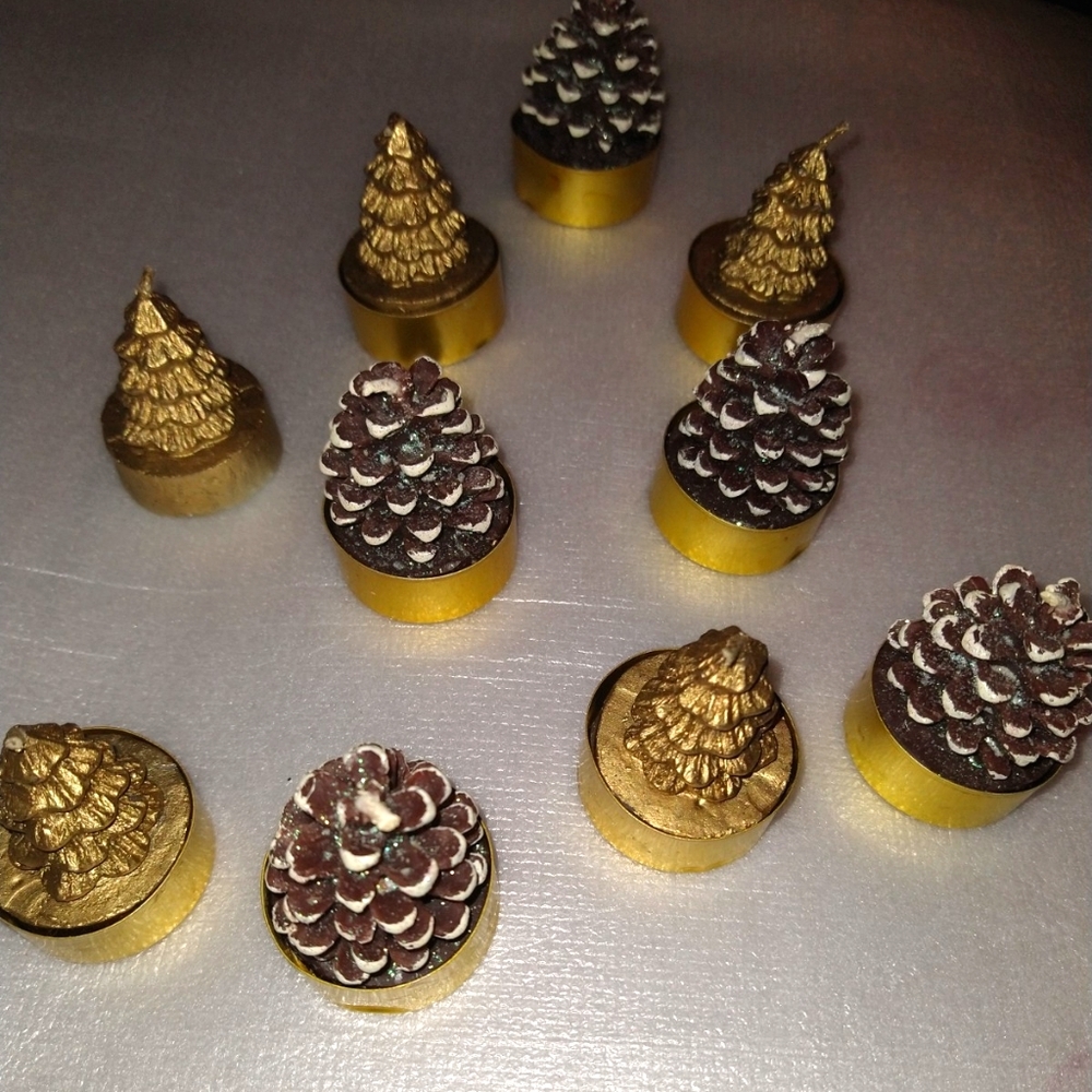 Ambria French Vanilla Scented Holiday Tea Lights